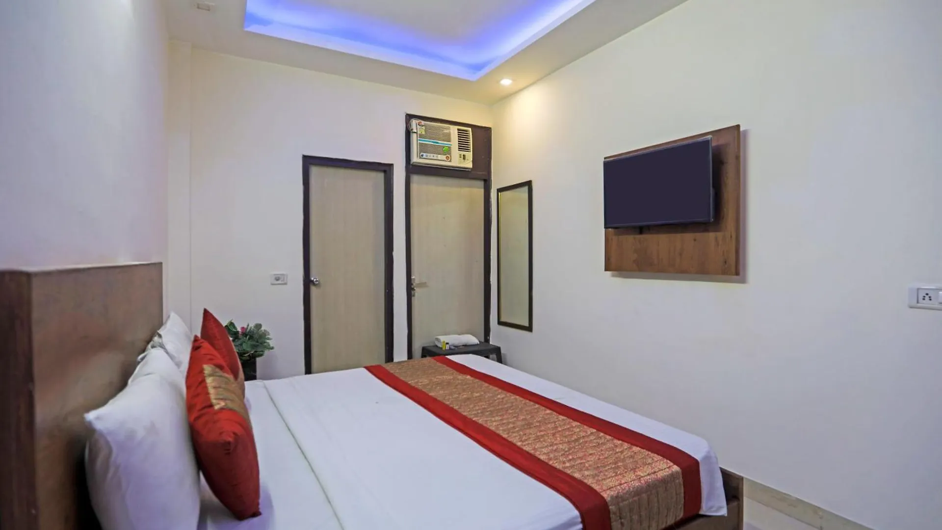 Hotel Moody Moon Stay New Delhi 3*,  India
