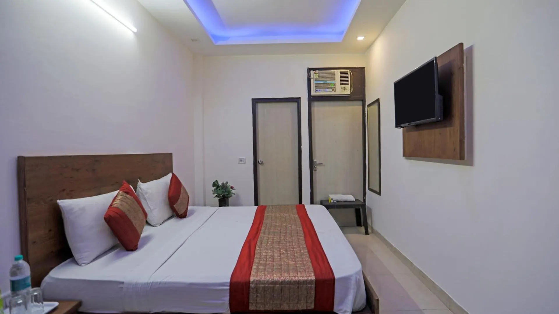 Hotel Moody Moon Stay New Delhi 3*,  India